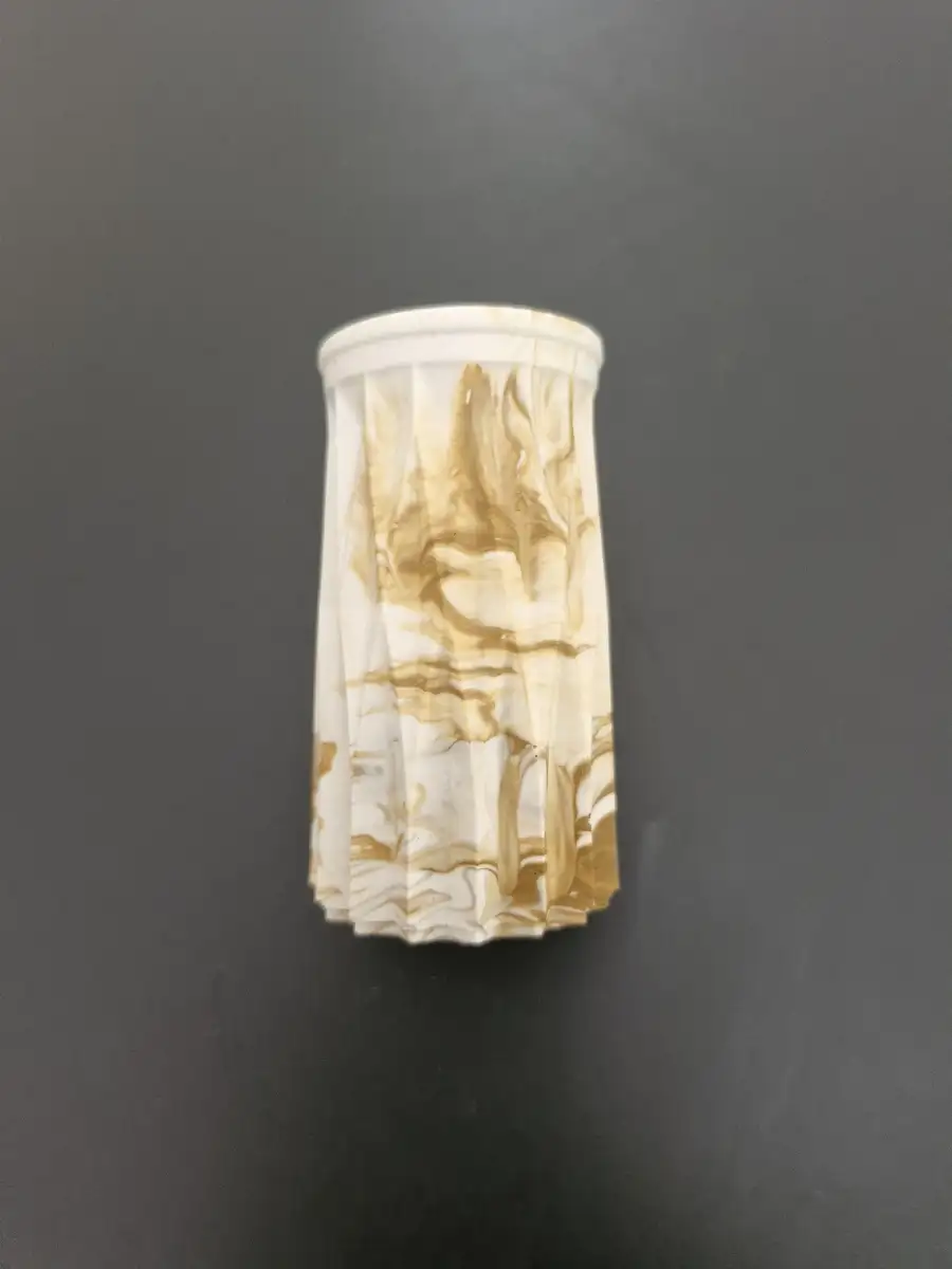 Le vase géométrique - hauteur 10,5 cm